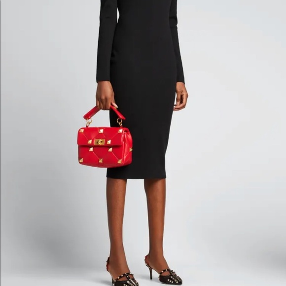 VALENTINO GARAVANI Roman Stud Medium Quilted Chain Shoulder Bag Red - Picture 3 of 16